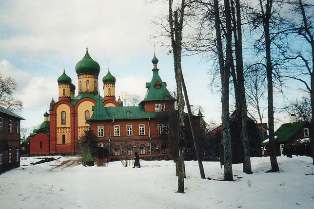 Эстония - Куремяэ - Успенский Пюхтицкий женский монастырь